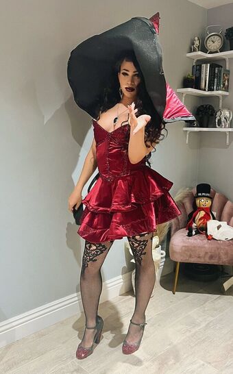 Persephiroth Nahé Úniky OnlyFans Fotka 4