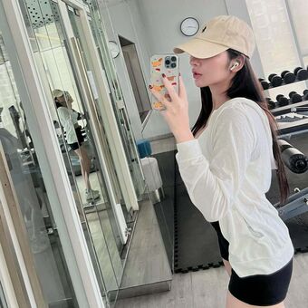 ping_rrt Nahé Úniky OnlyFans Fotka 20