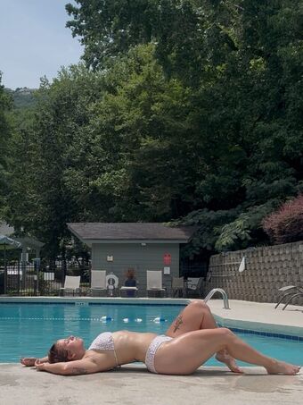 Pockets4bees Nahé Úniky OnlyFans Fotka 15