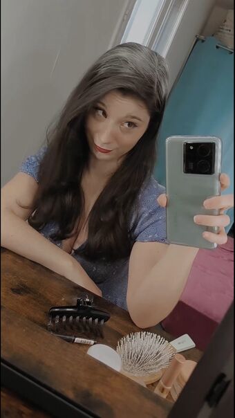 Pressea Nahé Úniky OnlyFans Fotka 2