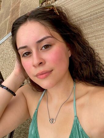 prrettypeachy Nahé Úniky OnlyFans Fotka 16