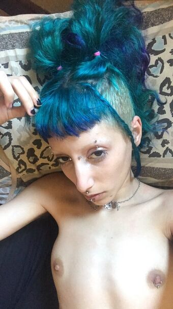 Putaspunk Nahé Úniky OnlyFans Fotka 1