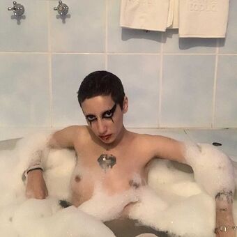 Putaspunk Nahé Úniky OnlyFans Fotka 9