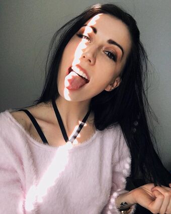 rainingbliss Nahé Úniky OnlyFans Fotka 16