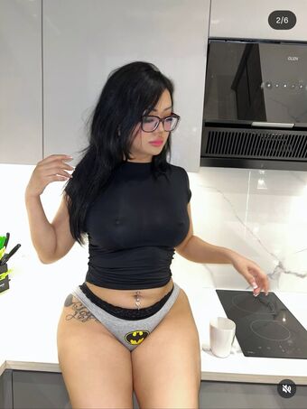 Raphyrose Nahé Úniky OnlyFans Fotka 18