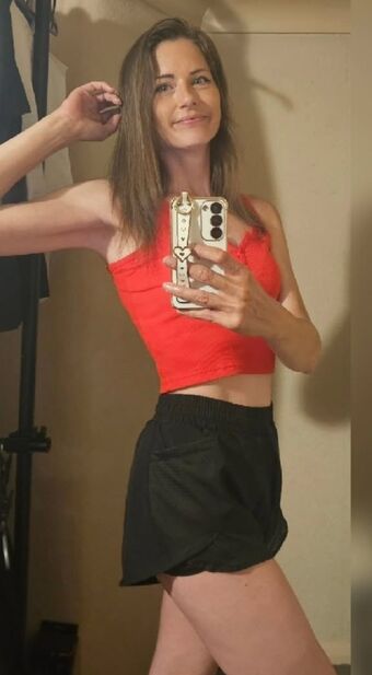 RayRay Nahé Úniky OnlyFans Fotka 2