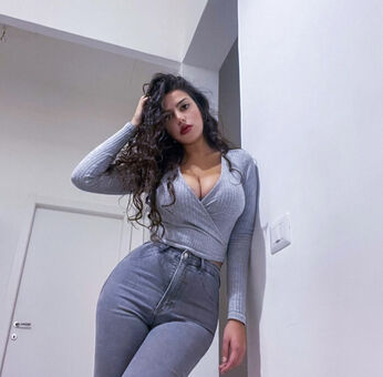Roberta Nahé Úniky OnlyFans Fotka 8