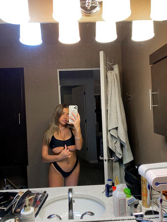 Rochelllle Nahé Úniky OnlyFans Fotka 16