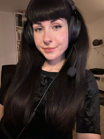 romisu Nahé Úniky OnlyFans Fotka 30