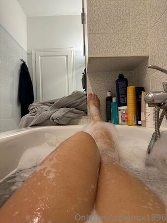 rox1996 Nahé Úniky OnlyFans Fotka 6
