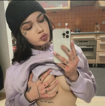 RoxyBlum Nahé Úniky OnlyFans Fotka 4