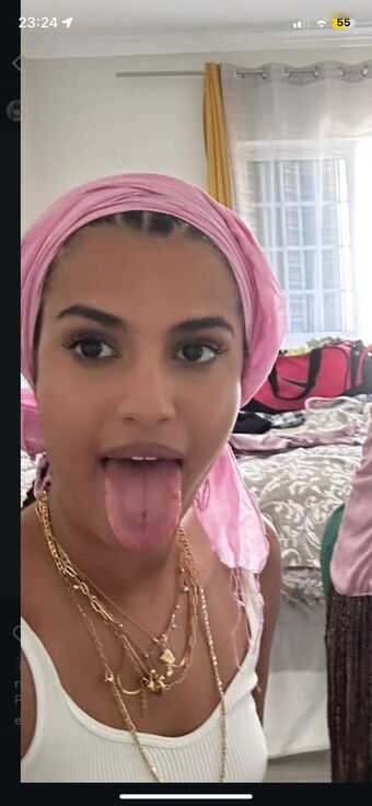 Rua Nahé Úniky OnlyFans Fotka 1
