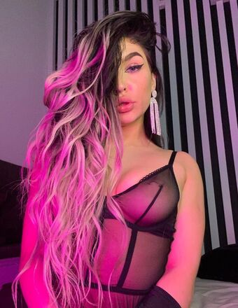 runamoon Nahé Úniky OnlyFans Fotka 9