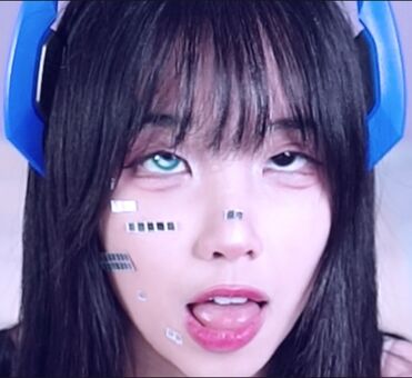 s201111 Nahé Úniky OnlyFans Fotka 21