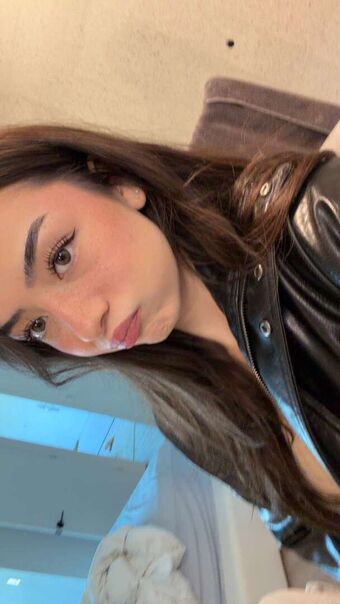 Sakura Shymko Nahé Úniky OnlyFans Fotka 145