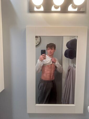 samboxer Nahé Úniky OnlyFans Fotka 7