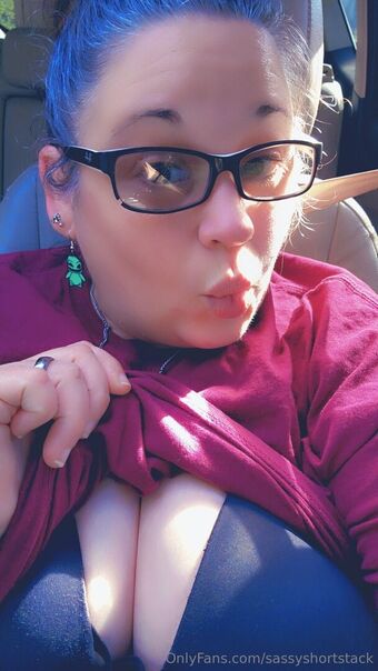 sassyshortstack Nahé Úniky OnlyFans Fotka 4