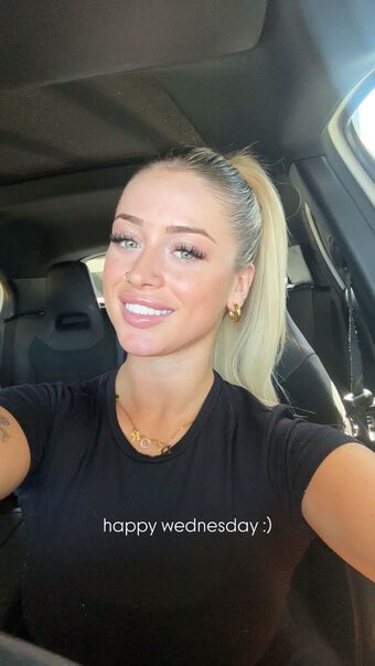 secretsashaaa Nahé Úniky OnlyFans Fotka 2