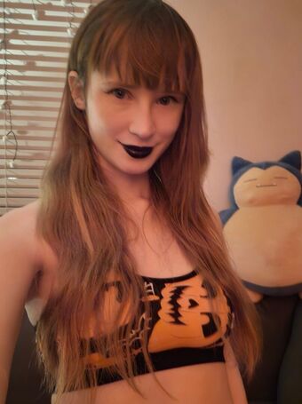 Sephi_ Nahé Úniky OnlyFans Fotka 2