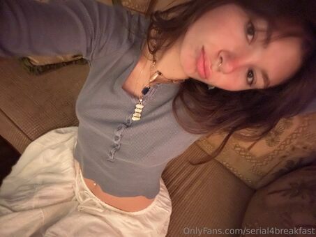 serial4breakfast Nahé Úniky OnlyFans Fotka 7