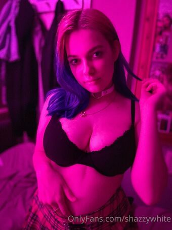 shazzabluexx