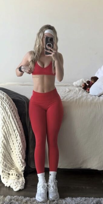 shealift Nahé Úniky OnlyFans Fotka 11