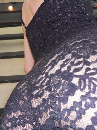 Shelley Hennig Nahé Úniky OnlyFans Fotka 62