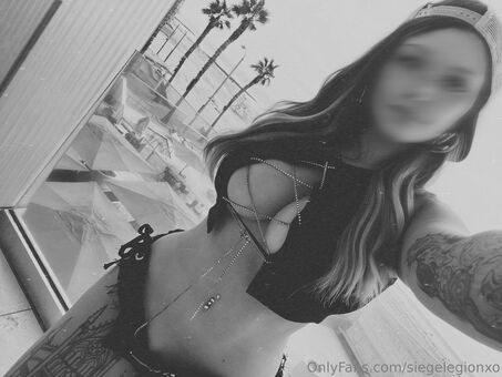 siegexxx Nahé Úniky OnlyFans Fotka 123