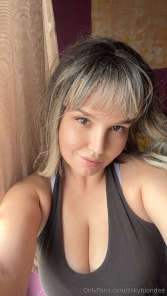 silkyblondee