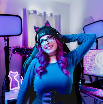 Simby Nahé Úniky OnlyFans Fotka 8