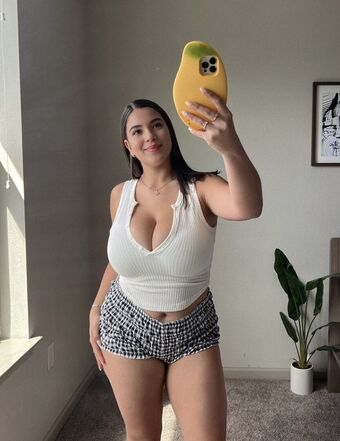 Sipsofmilk Nahé Úniky OnlyFans Fotka 2