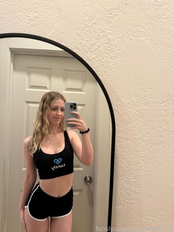 skysummer21 Nahé Úniky OnlyFans Fotka 20