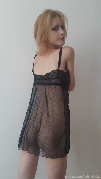 sofia.itl2002 Nahé Úniky OnlyFans Fotka 2