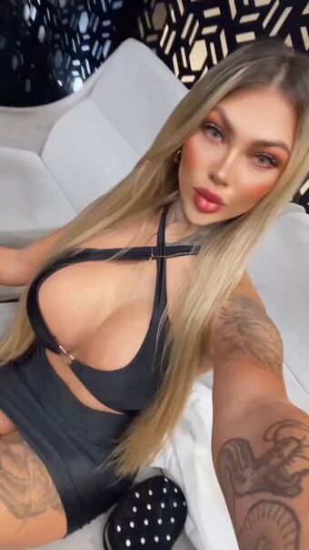 Sofia Marin Nahé Úniky OnlyFans Fotka 3