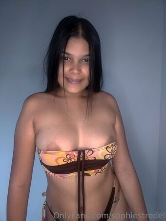 sofia_only18 Nahé Úniky OnlyFans Fotka 32