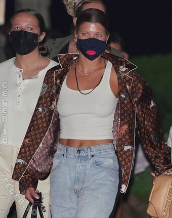 Sofia Richie Nahé Úniky OnlyFans Fotka 180