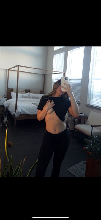 SofieSpicySmith Nahé Úniky OnlyFans Fotka 3