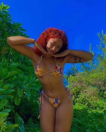 Soleyfaye Nahé Úniky OnlyFans Fotka 29