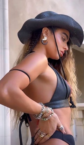 Sommer Ray