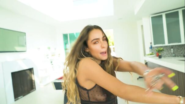 Sommer Ray