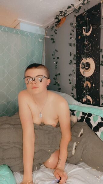 spellbound Nahé Úniky OnlyFans Fotka 33