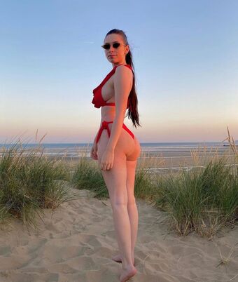 StephBlox Nahé Úniky OnlyFans Fotka 7