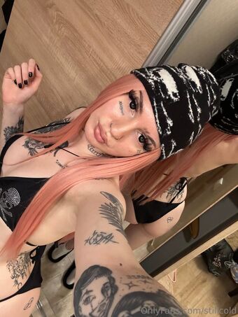 stillcold Nahé Úniky OnlyFans Fotka 17