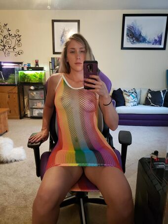 streamer Nahé Úniky OnlyFans Fotka 6