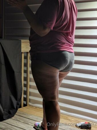 swing93 Nahé Úniky OnlyFans Fotka 7