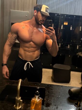 techflexdylan Nahé Úniky OnlyFans Fotka 29