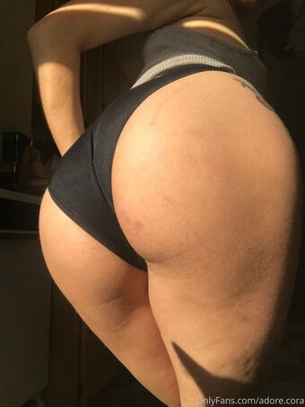 thecoragrant Nahé Úniky OnlyFans Fotka 14