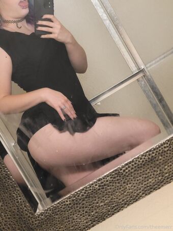 TheeMerr Nahé Úniky OnlyFans Fotka 35