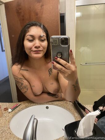 themilajames Nahé Úniky OnlyFans Fotka 4