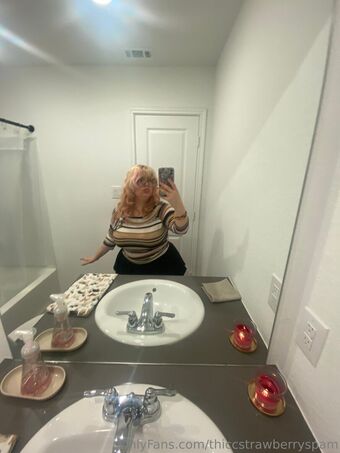 thiccstrawberryspam